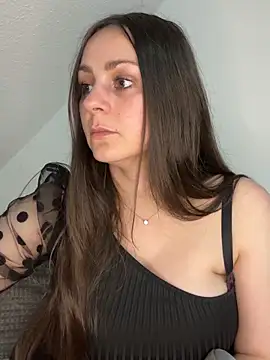 Loella-Rose online show from 04/09/26, 08:36