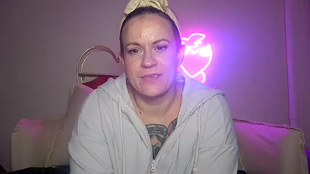 quinnmariexo online show from 01/11/26, 05:01