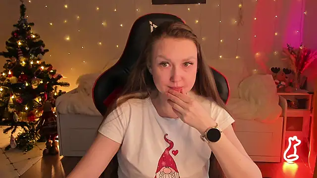 Snapshot of desperatehousewife__ chatting on 01/15/25, 09:13 desperatehousewife online show from 01/15/25, 09:13