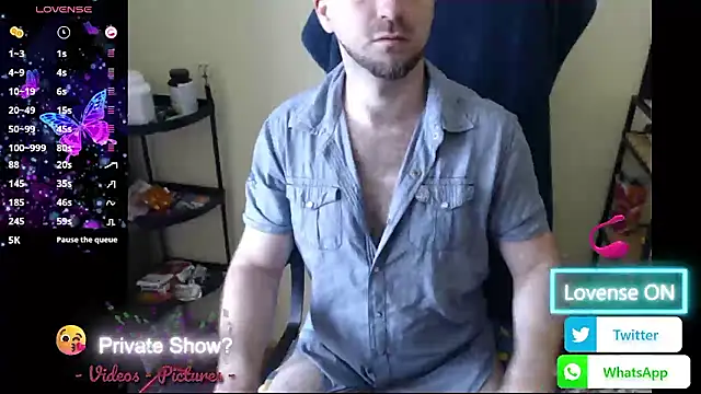 Snapshot of RealManHaveHairy chatting on 06/05/26, 07:03 RealManHaveHairy online show from 06/05/26, 07:03