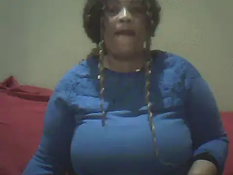 Snapshot of SexxyBoob chatting on 06/14/26, 04:31 SexxyBoob online show from 06/14/26, 04:31