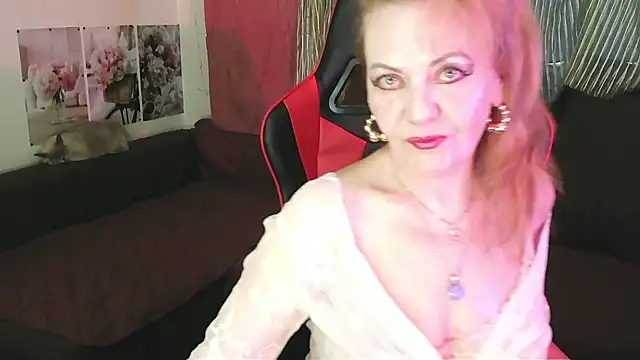 Snapshot of Liset_Monro chatting on 06/25/26, 01:27 Liset Monro online show from 06/25/26, 01:27