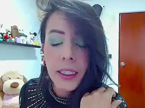 ella peck online show from 01/01/25, 01:04