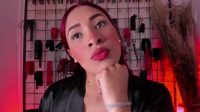 charrlotte quinn online show from 10/12/25, 08:52