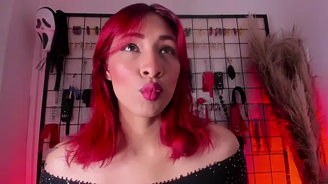 charrlotte quinn online show from 11/04/25, 02:49