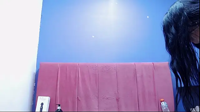 agathacorlincm101 online show from 09/24/25, 07:28