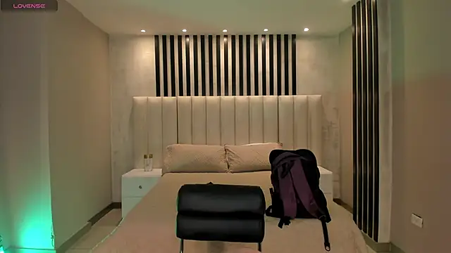 MollySundersX online show from 03/15/26, 04:29