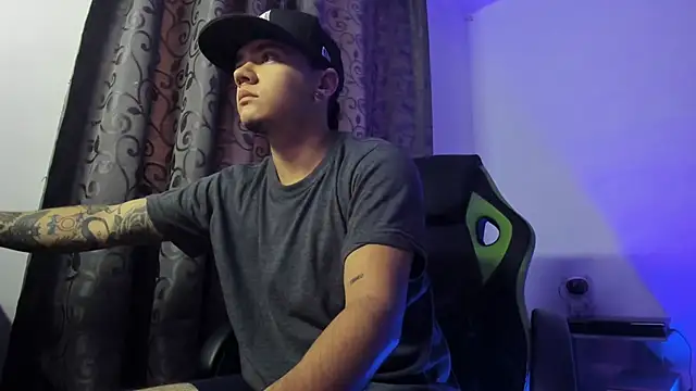 male pussy online show from 09/16/25, 11:44