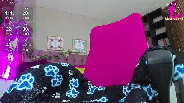 Snapshot of shelby_carson chatting on 11/27/25, 01:24 shelby carson online show from 11/27/25, 01:24