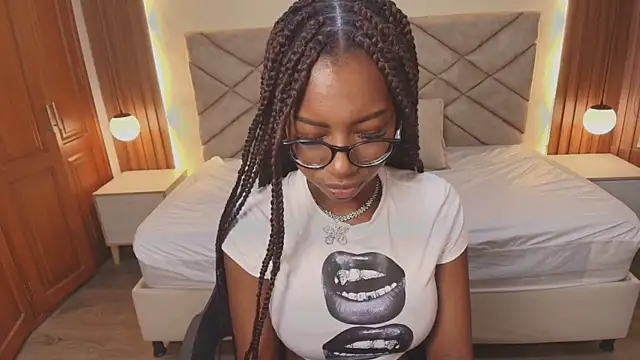 Raquel jones online show from 02/25/26, 12:26