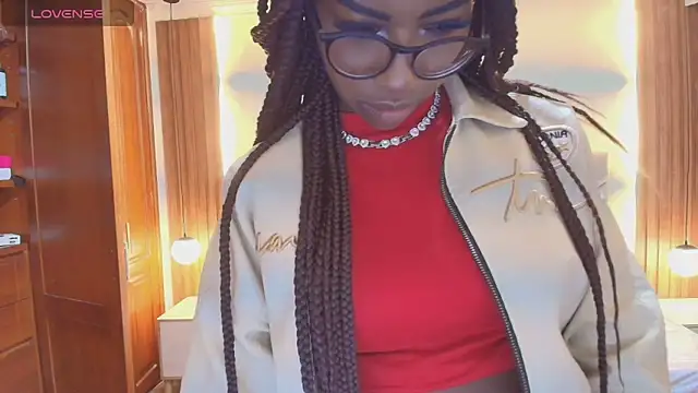 Raquel jones online show from 03/12/26, 12:11