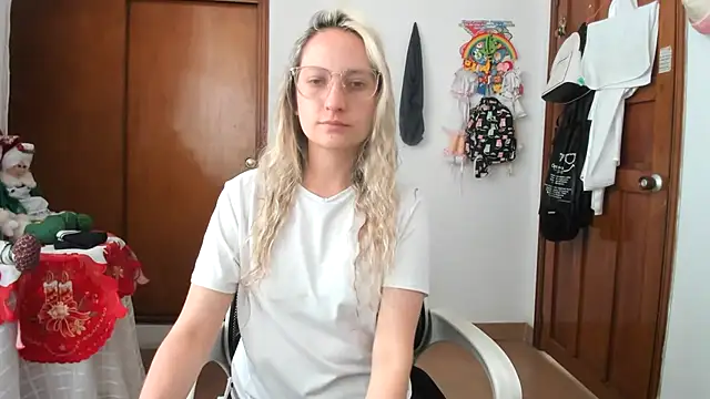 Adele johnsonn1 online show from 12/04/25, 03:21