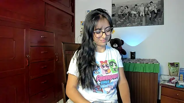 Snapshot of Isabellaa22_1 chatting on 01/03/25, 11:44 Isabellaa22 1 online show from 01/03/25, 11:44