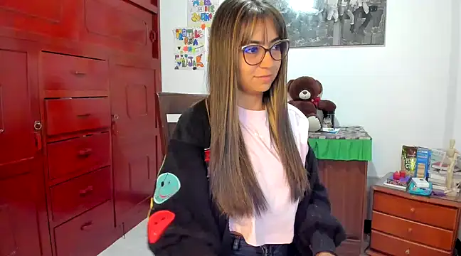 Snapshot of Isabellaa22_1 chatting on 01/22/25, 11:34 Isabellaa22 1 online show from 01/22/25, 11:34