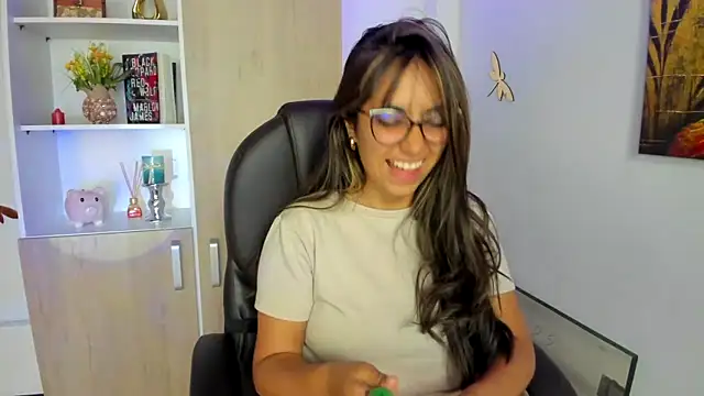 Snapshot of Isabellaa22_1 chatting on 02/26/25, 03:08 Isabellaa22 1 online show from 02/26/25, 03:08