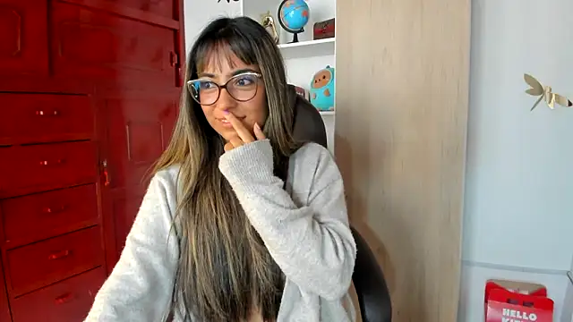 Snapshot of Isabellaa22_1 chatting on 04/29/26, 05:30 Isabellaa22 1 online show from 04/29/26, 05:30