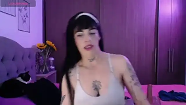 violett honney online show from 02/15/26, 09:00