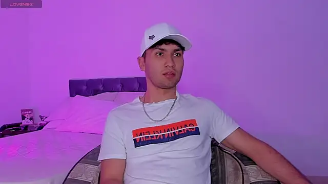 Snapshot of Valerio_James7 chatting on 01/09/25, 11:34 Valerio James7 online show from 01/09/25, 11:34