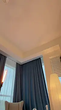 teasecake online show from 04/18/26, 03:32