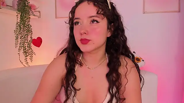 Snapshot of Aurora_aaa chatting on 03/13/25, 10:54 Aurora aaa online show from 03/13/25, 10:54