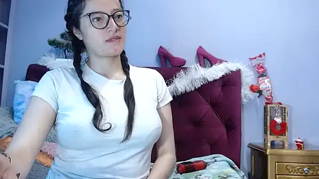 lunazulsj online show from 01/14/25, 05:12