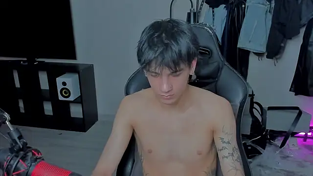 MarkBrowniii online show from 03/11/25, 07:37