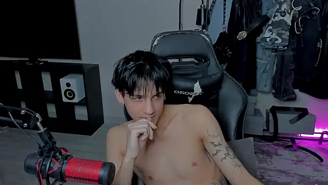 MarkBrowniii online show from 03/18/25, 01:00