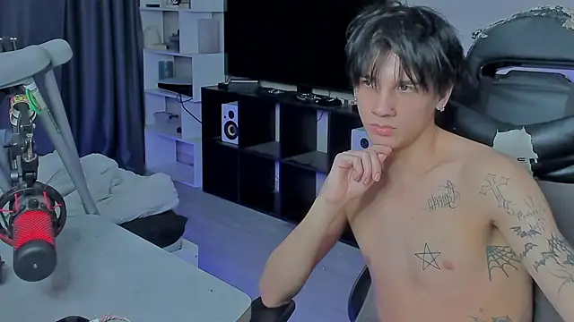 MarkBrowniii online show from 10/03/25, 09:45