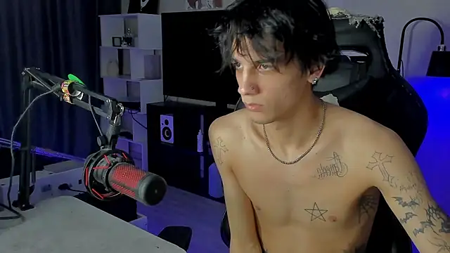 MarkBrowniii online show from 12/03/25, 12:47