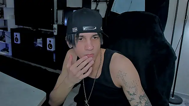 MarkBrowniii online show from 03/15/26, 01:39