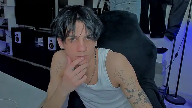 MarkBrowniii online show from 04/13/26, 03:23