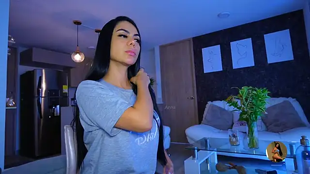 Snapshot of AnnaTaylor1 chatting on 03/22/25, 08:59 AnnaTaylor1 online show from 03/22/25, 08:59