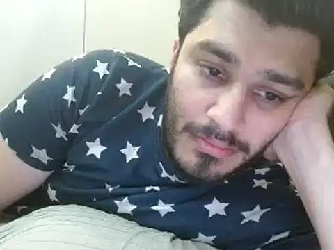 Snapshot of robintoit chatting on 12/03/24, 04:17 robintoit online show from 12/03/24, 04:17