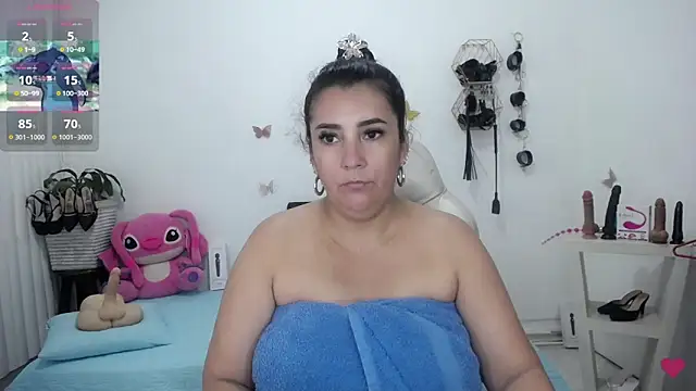 mom hot   online show from 05/27/26, 04:48