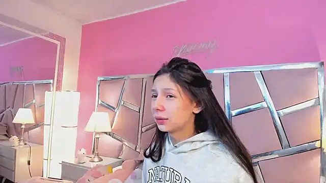 Bonniepark online show from 03/21/25, 12:06