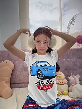 Bonniepark online show from 03/11/26, 08:04