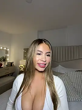  laura 02 online show from 05/19/26, 06:47