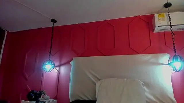 hanny milf online show from 05/15/26, 11:39