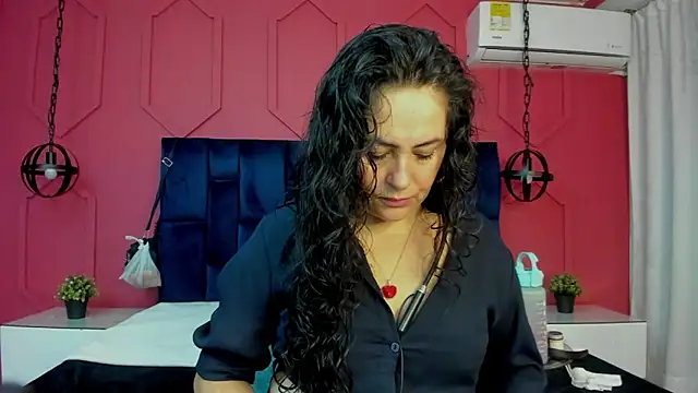 hanny milf online show from 05/21/26, 11:50