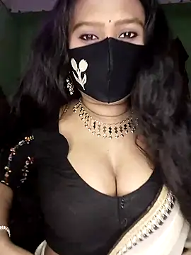 Idhika Paul online show from 03/09/25, 02:43