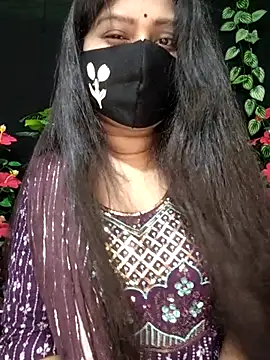 Idhika Paul online show from 10/22/25, 01:39