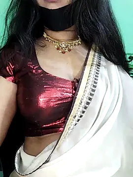 Idhika Paul online show from 02/23/26, 12:19