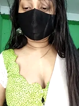 Idhika Paul online show from 03/30/26, 08:04