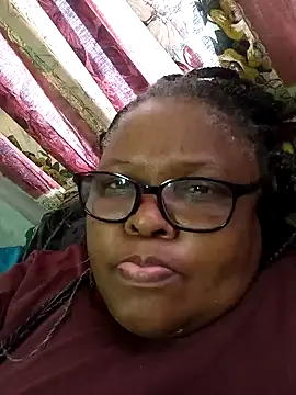 Snapshot of HOTSUGARX5 chatting on 12/27/24, 10:01 HOTSUGARX5 online show from 12/27/24, 10:01