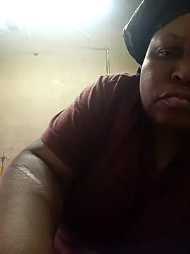 Snapshot of HOTSUGARX5 chatting on 03/03/25, 12:48 HOTSUGARX5 online show from 03/03/25, 12:48