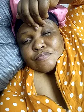 Snapshot of HOTSUGARX5 chatting on 11/08/25, 04:40 HOTSUGARX5 online show from 11/08/25, 04:40