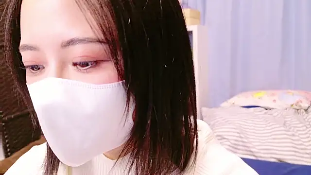 Snapshot of Nonchan_ chatting on 12/17/24, 01:49 Nonchan online show from 12/17/24, 01:49