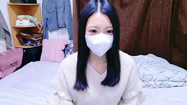 Snapshot of tsumugi_h chatting on 11/25/25, 04:12 tsumugi h online show from 11/25/25, 04:12