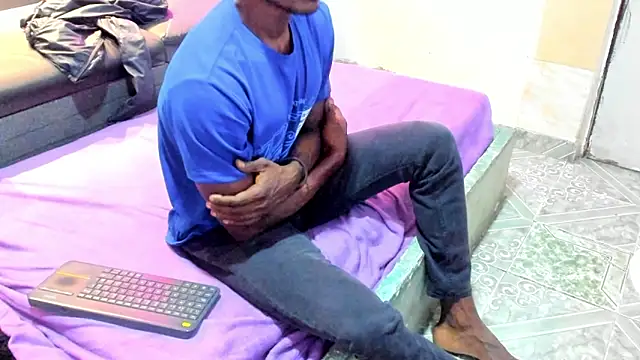 Terrance z online show from 10/15/25, 06:19