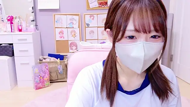 Yui-Ch online show from 01/28/25, 11:28